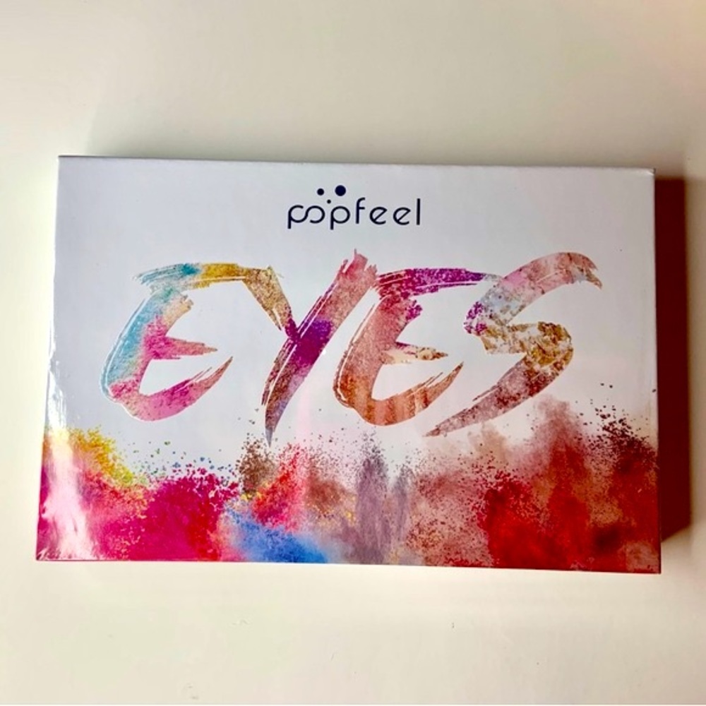 Popfeel EYES Eyeshadow Palette 40 Vibrant Color Sealed In Plastic New In Box NIB
